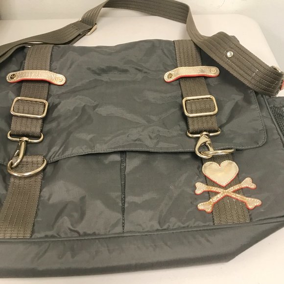 Tokidoki olive khaki computer messenger bag gold leather heart keychain skull - Picture 2 of 16